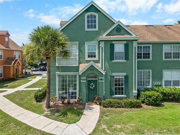 10518 WHITE LAKE COURT , Unit 10518, TAMPA, FL 33626