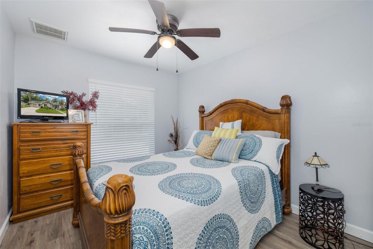 5708 Homecrest Road , New Port Richey, FL 34652 Photo