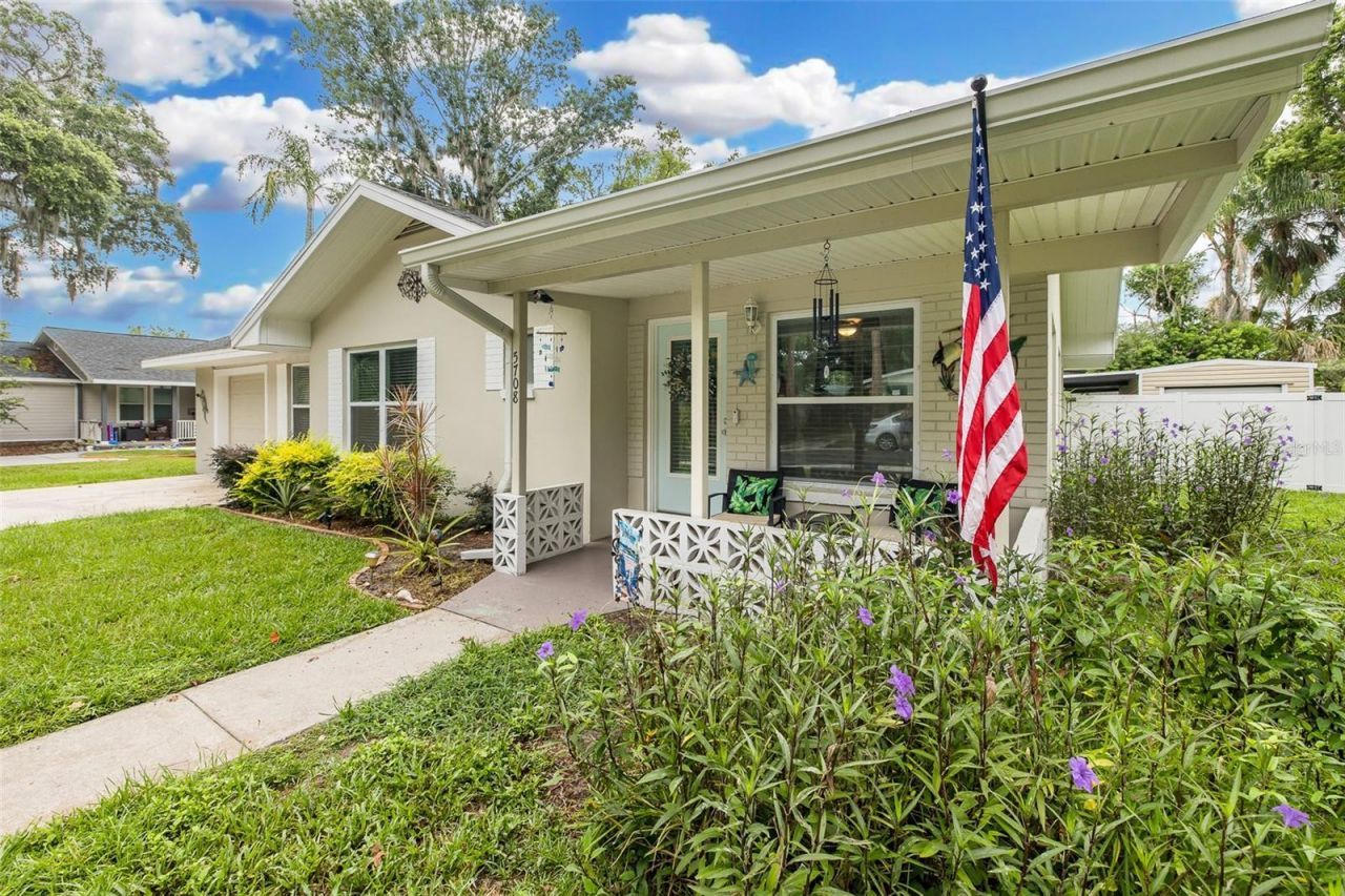 5708 Homecrest Road , New Port Richey, FL 34652 Photo