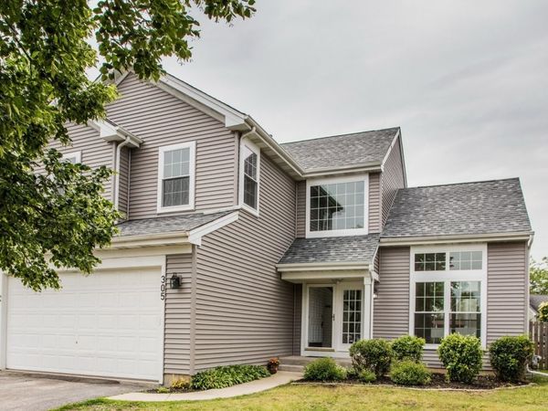 305 W Applegate Court , Round Lake, IL 60073