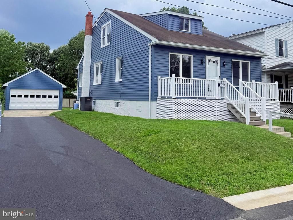 1631 MCCAY AVENUE , UPPER CHICHESTER, PA 19061