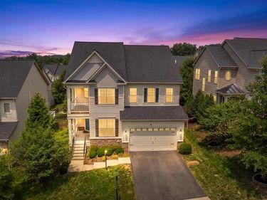 42706 CHISHOLM, ASHBURN, VA 20148