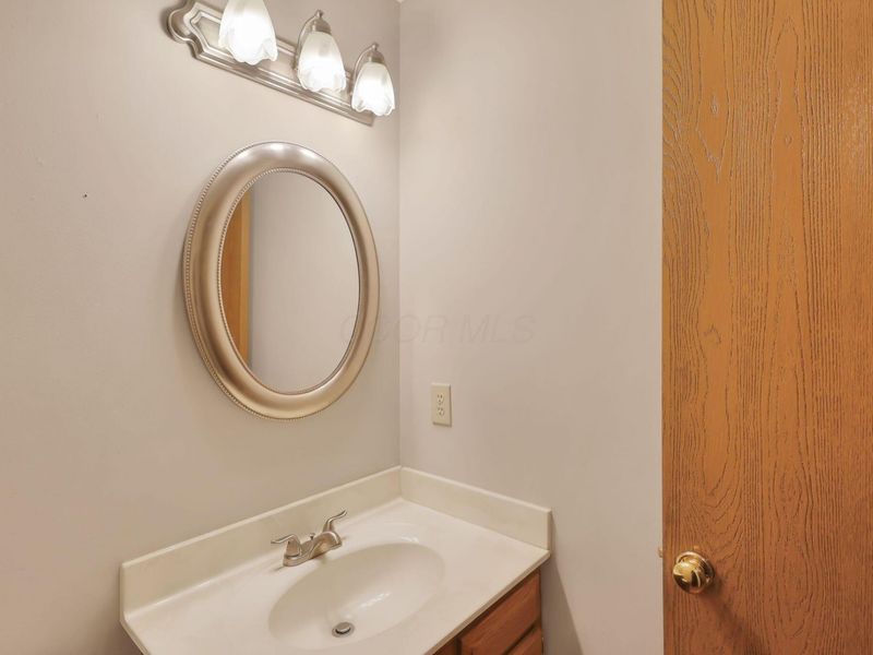 137 Clayburn Drive, Pataskala, OH 43062 Photo 25