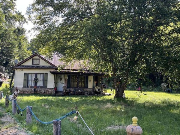 4127 Sinking Creek Highway, Dungannon, VA 24245