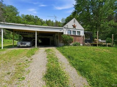 1524 Thurber Road, Corning, NY 14830