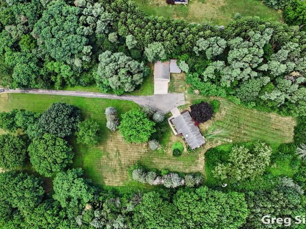 1079 Rector Street NE, Sparta, MI 49345