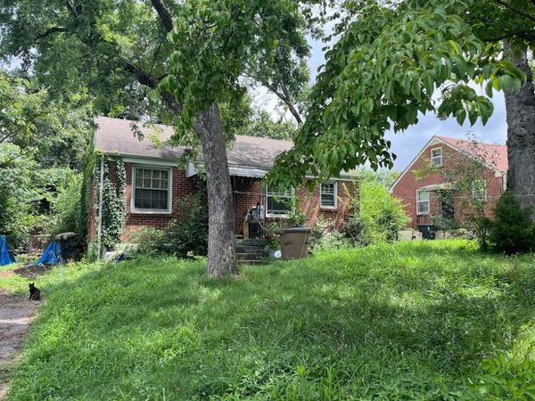 1308 Mercury Dr , Nashville, TN 37217