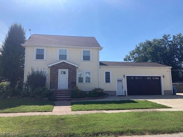 858 Allison Avenue , Lorain, OH 44052