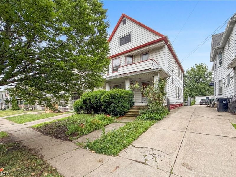 3711 Daisy Avenue, Cleveland, OH 44109 Photo 2