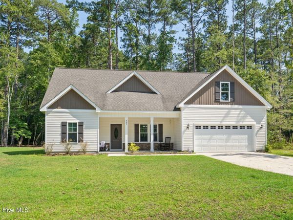 544 Briarwood Drive NW, Calabash, NC 28467