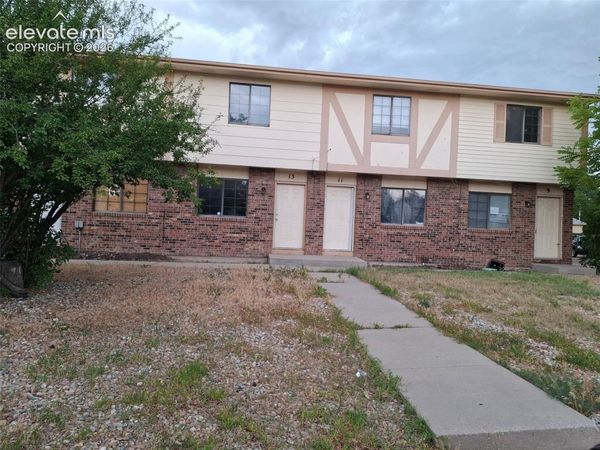 9-15 Castle Royal Drive, Unit 15, Pueblo, CO 81005
