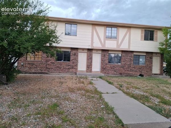 9-15 Castle Royal Drive, Unit 15, Pueblo, CO 81005