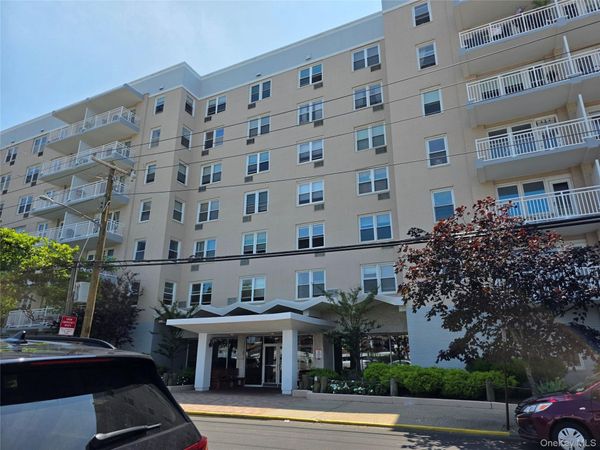 522 Shore, Unit 5 O, Long Beach, NY 11561