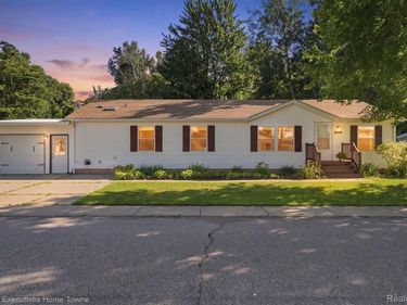 508 Bush Lake Lane, Kimball Township, Mi 48074