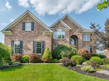 50738 Calvert Isle Drive, Novi, MI 48374