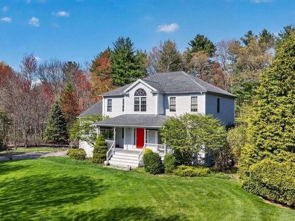 4 Kybren Cir, Mansfield, MA 02048