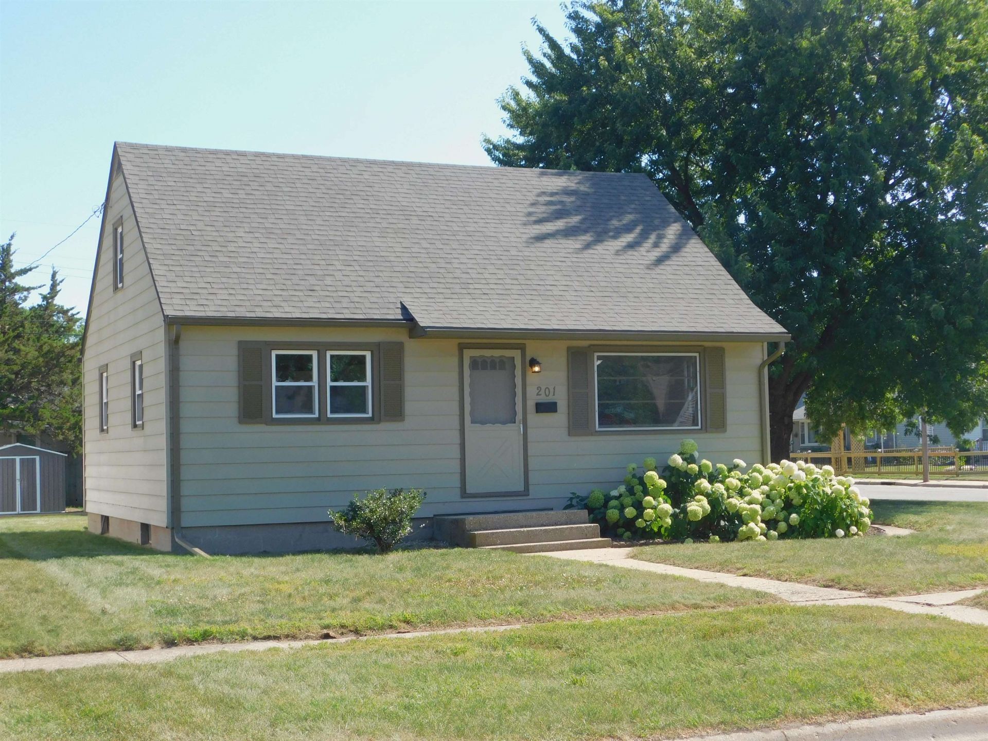 201 Renrose Avenue, LOVES PARK, IL 61111