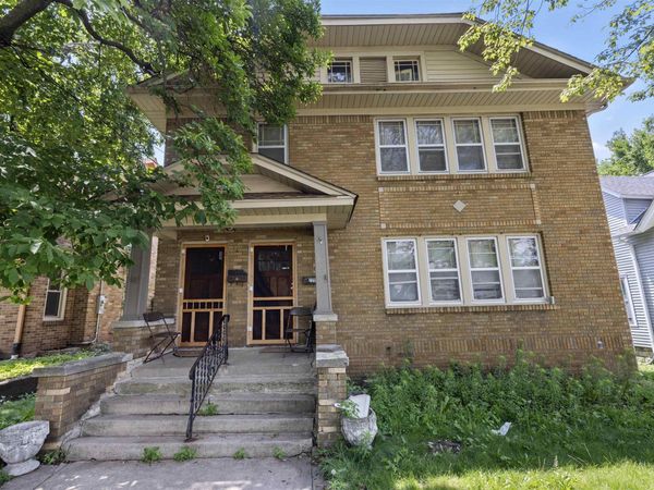 2215 13th Avenue, ROCKFORD, IL 61104