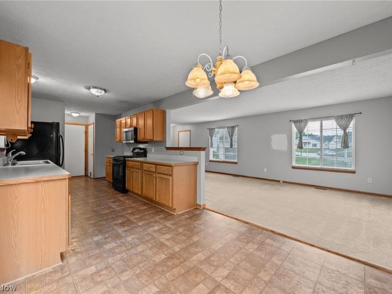 3072 Kelly Court, Akron, OH 44312 Photo 11
