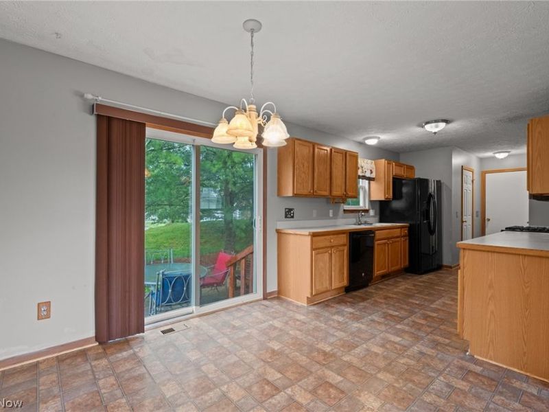 3072 Kelly Court, Akron, OH 44312 Photo 13