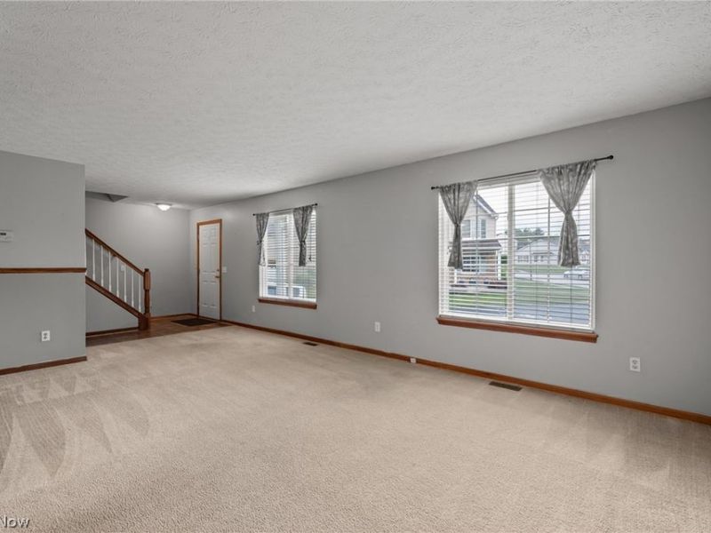 3072 Kelly Court, Akron, OH 44312 Photo 4
