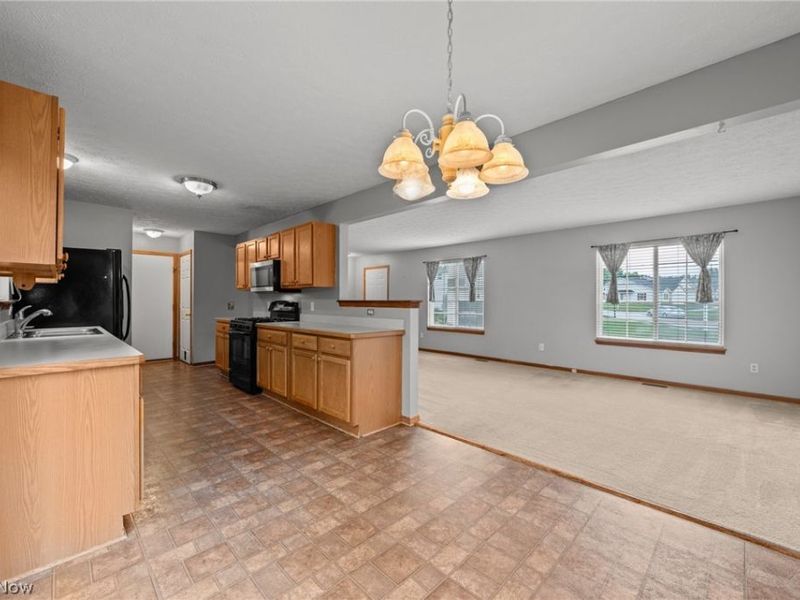 3072 Kelly Court, Akron, OH 44312 Photo 9