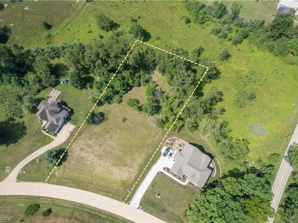 3324 Thomas Lincoln , Medina, OH 44256