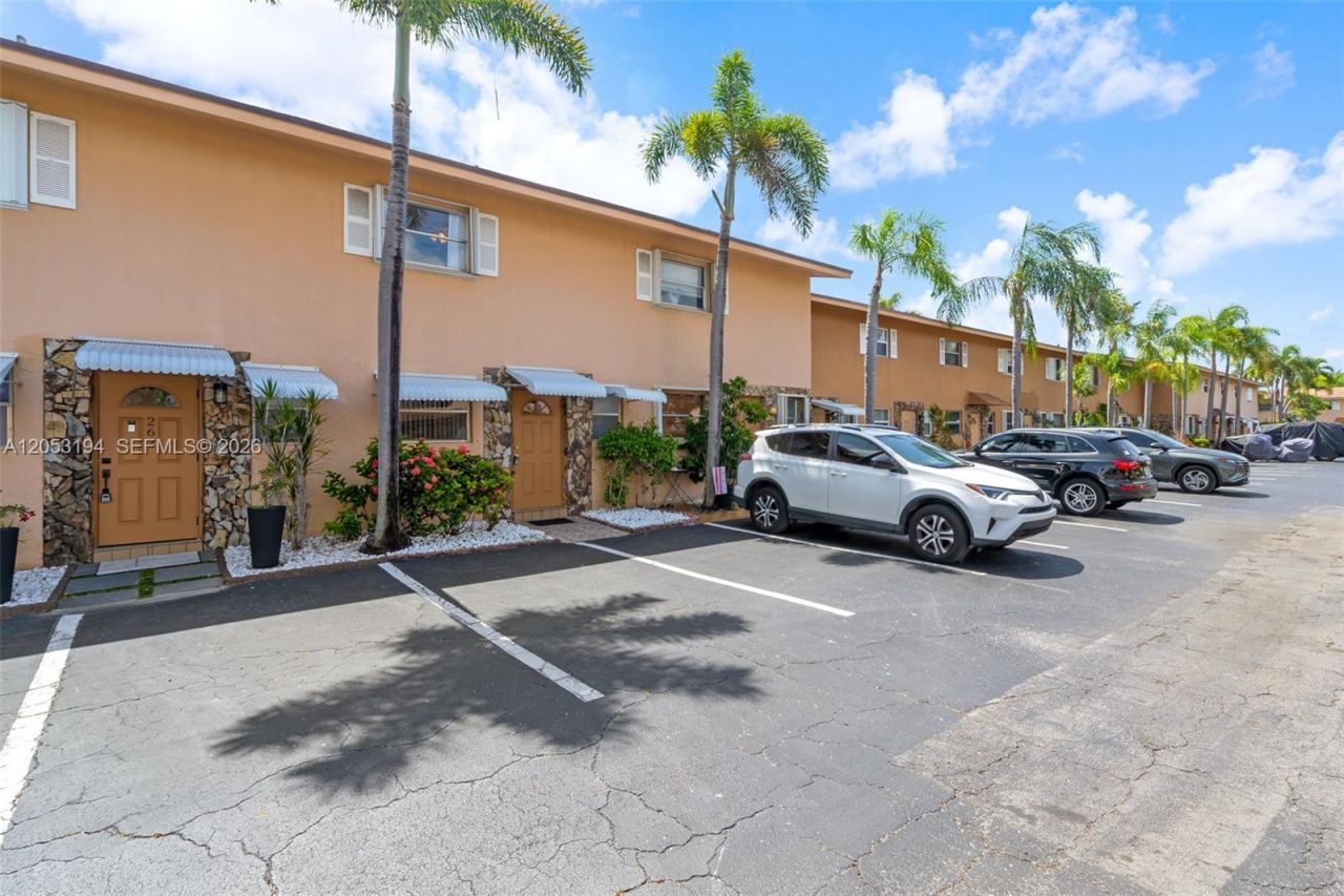 450 SE 7th St , Unit 261, Dania Beach, FL 33004 Photo