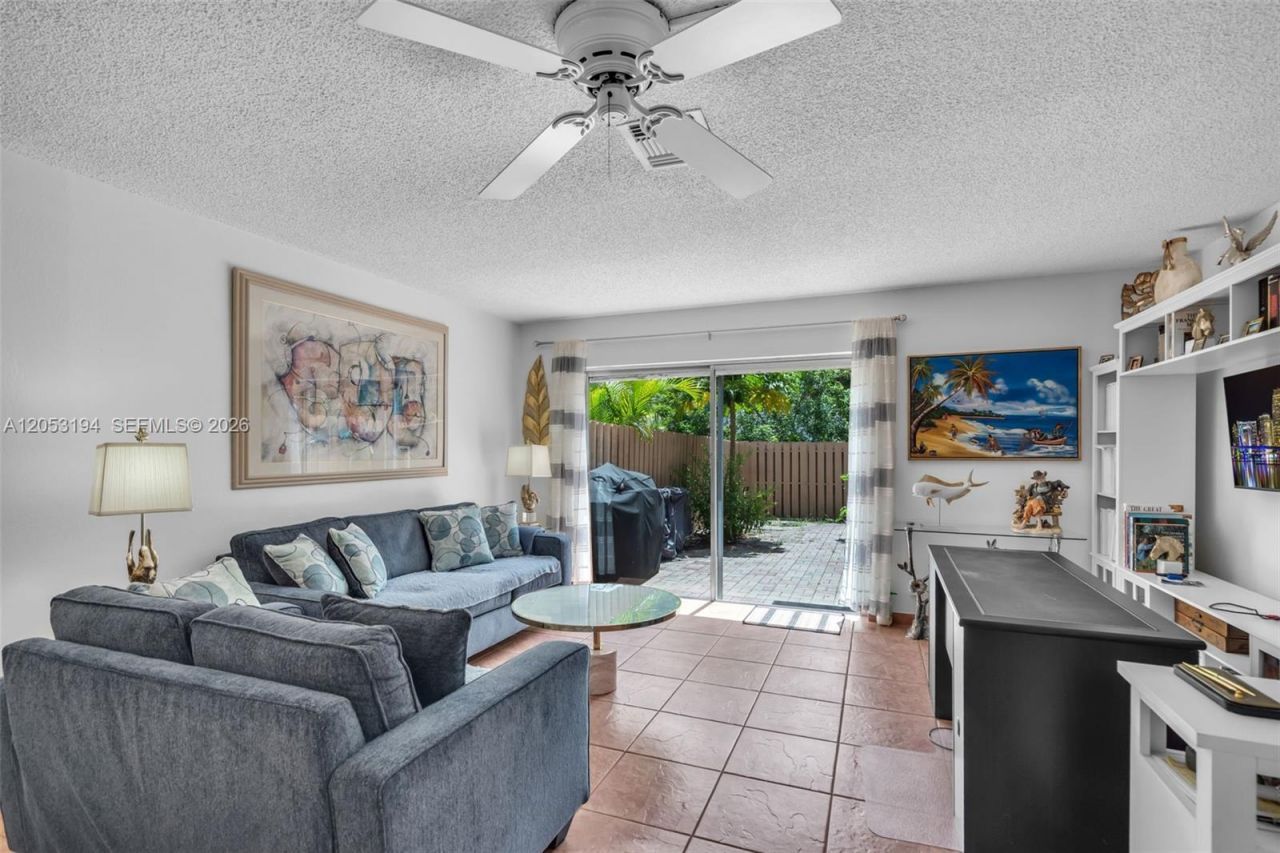 450 SE 7th St , Unit 261, Dania Beach, FL 33004 Photo