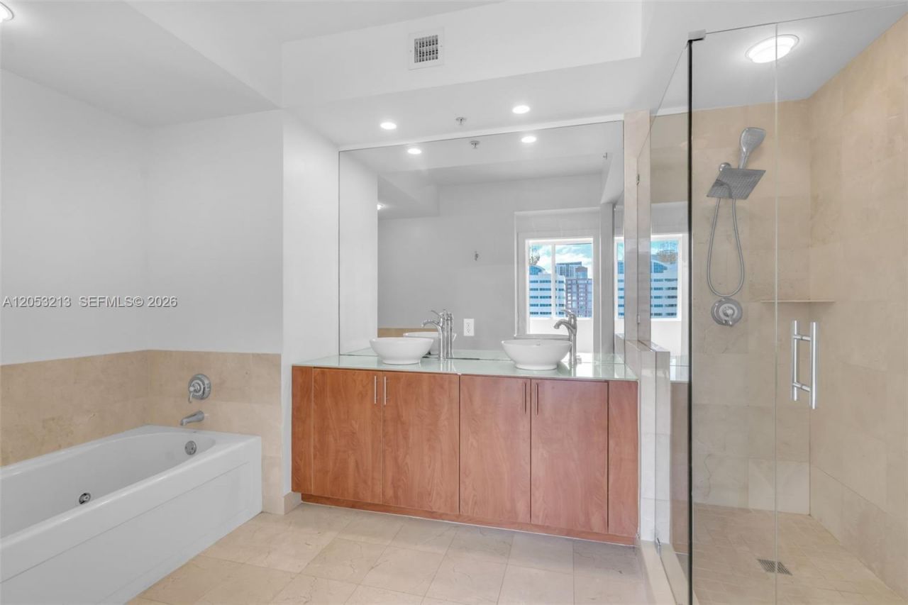 315 NE 3rd Ave , Unit 1805, Fort Lauderdale, FL 33301 Photo