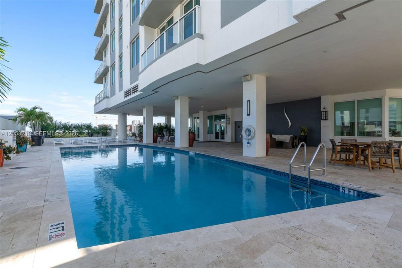 315 NE 3rd Ave , Unit 1805, Fort Lauderdale, FL 33301 Photo