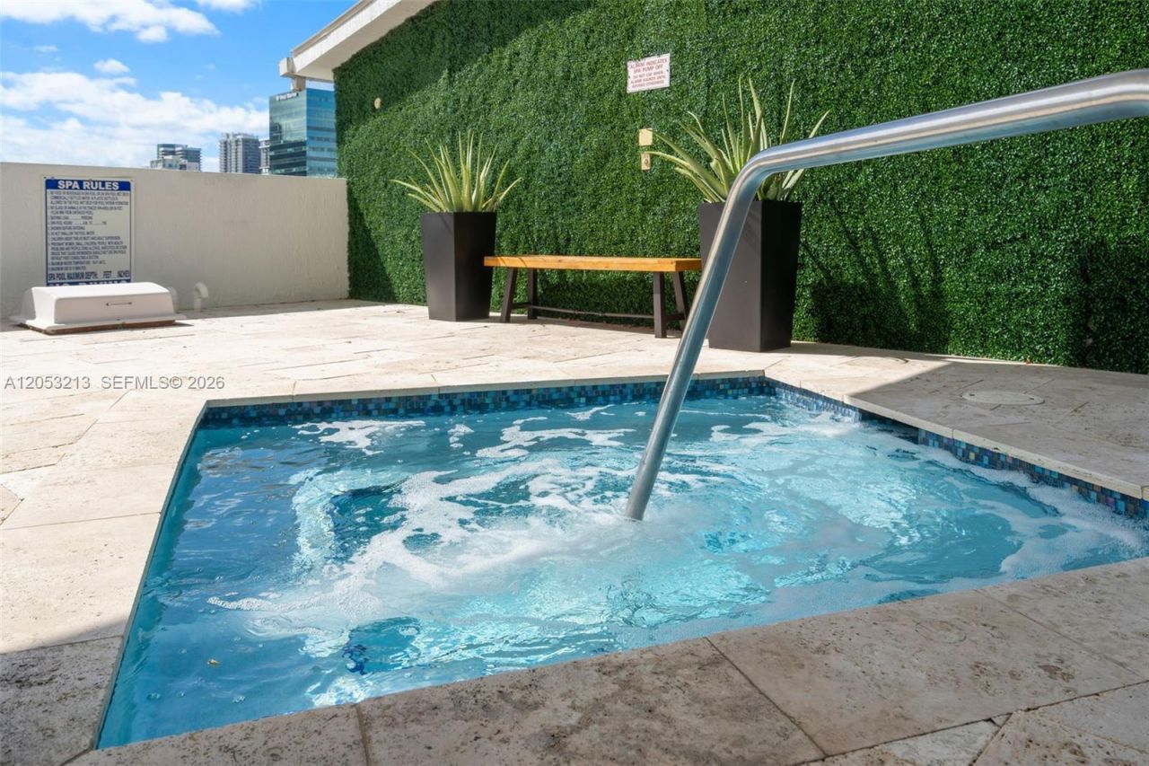 315 NE 3rd Ave , Unit 1805, Fort Lauderdale, FL 33301 Photo