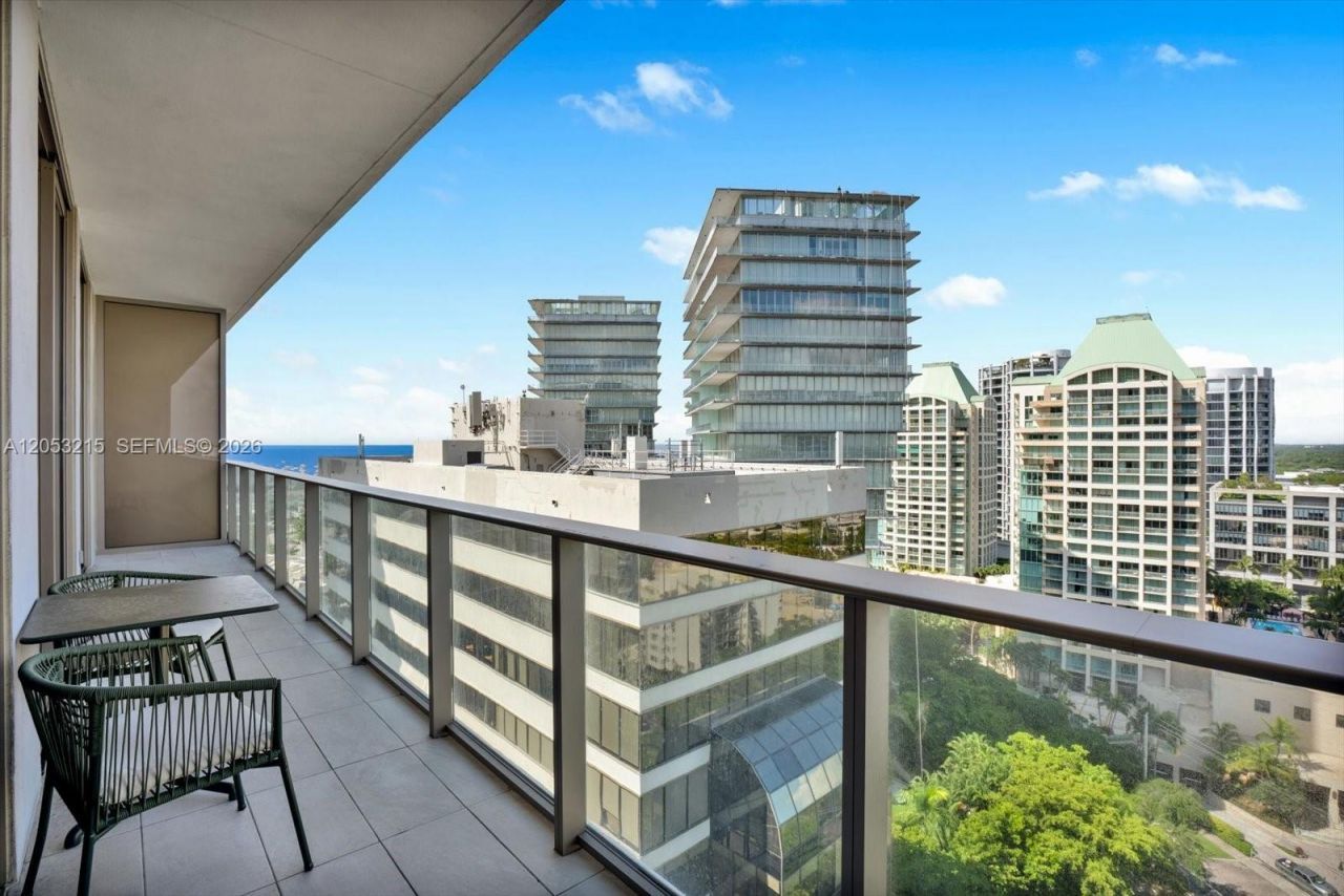 2678 Tigertail Ave , Unit 1605, Miami, FL 33133 Photo