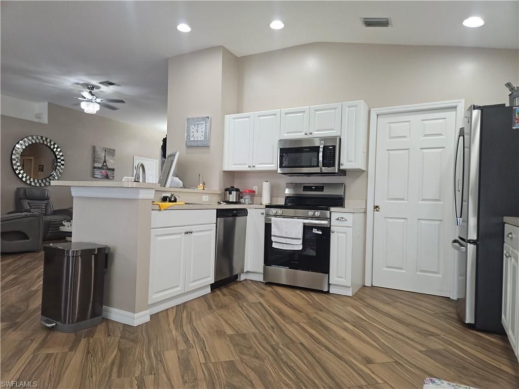 18300 Plumbago Ct , Lehigh Acres, FL 33972 Photo