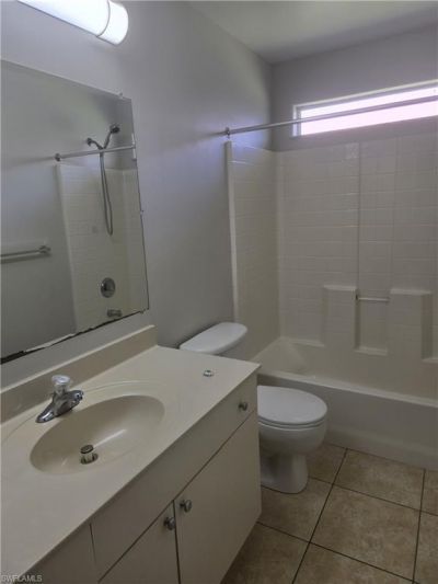 1617 SW 33rd Ter, Cape Coral, FL 33914 Photo