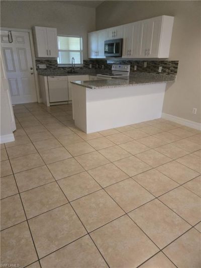 1617 SW 33rd Ter, Cape Coral, FL 33914 Photo
