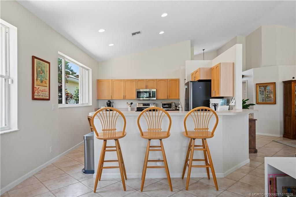1618 SE Shelburnie Way , Port Saint Lucie, FL 34952 Photo