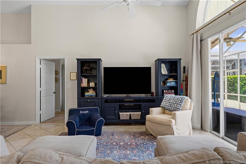 1618 SE Shelburnie Way , Port Saint Lucie, FL 34952 Photo