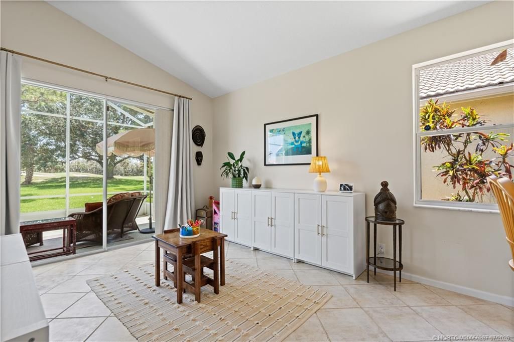 1618 SE Shelburnie Way , Port Saint Lucie, FL 34952 Photo