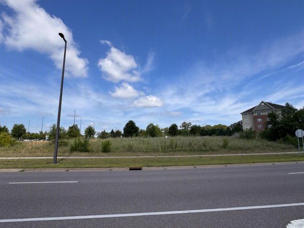 17226 Twin Lakes Rd , Elk River, MN 55330