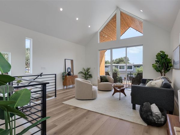 511 South Park DR, Unit 2, Austin, TX 78704