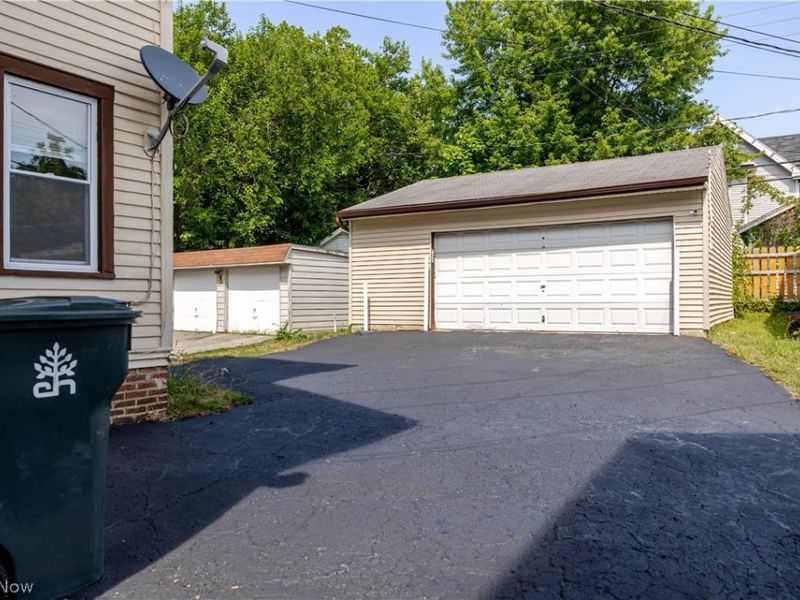 1695 Glenmont Road, Cleveland Heights, OH 44118 Photo 48