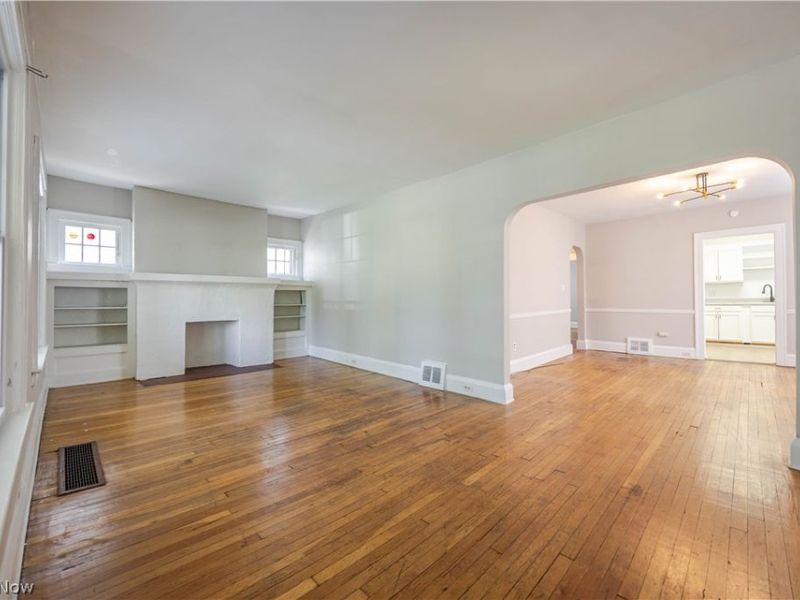 1695 Glenmont Road, Cleveland Heights, OH 44118 Photo 6