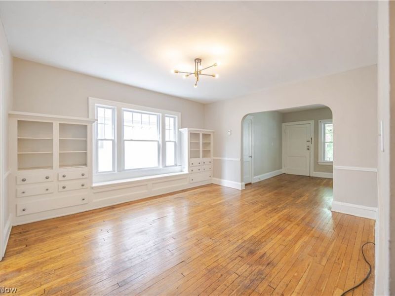 1695 Glenmont Road, Cleveland Heights, OH 44118 Photo 9