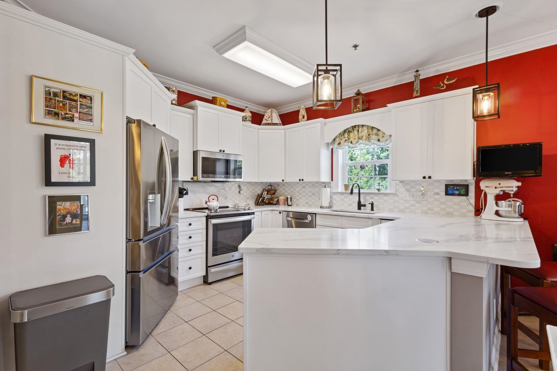 901 Knoll Shores Ct. Photo 15