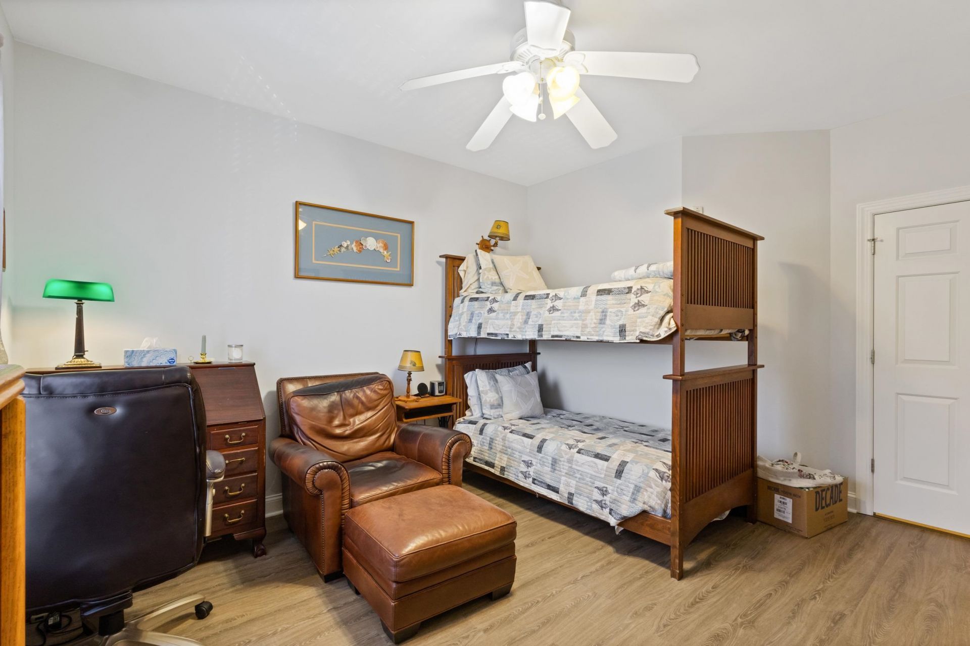901 Knoll Shores Ct. Photo 19