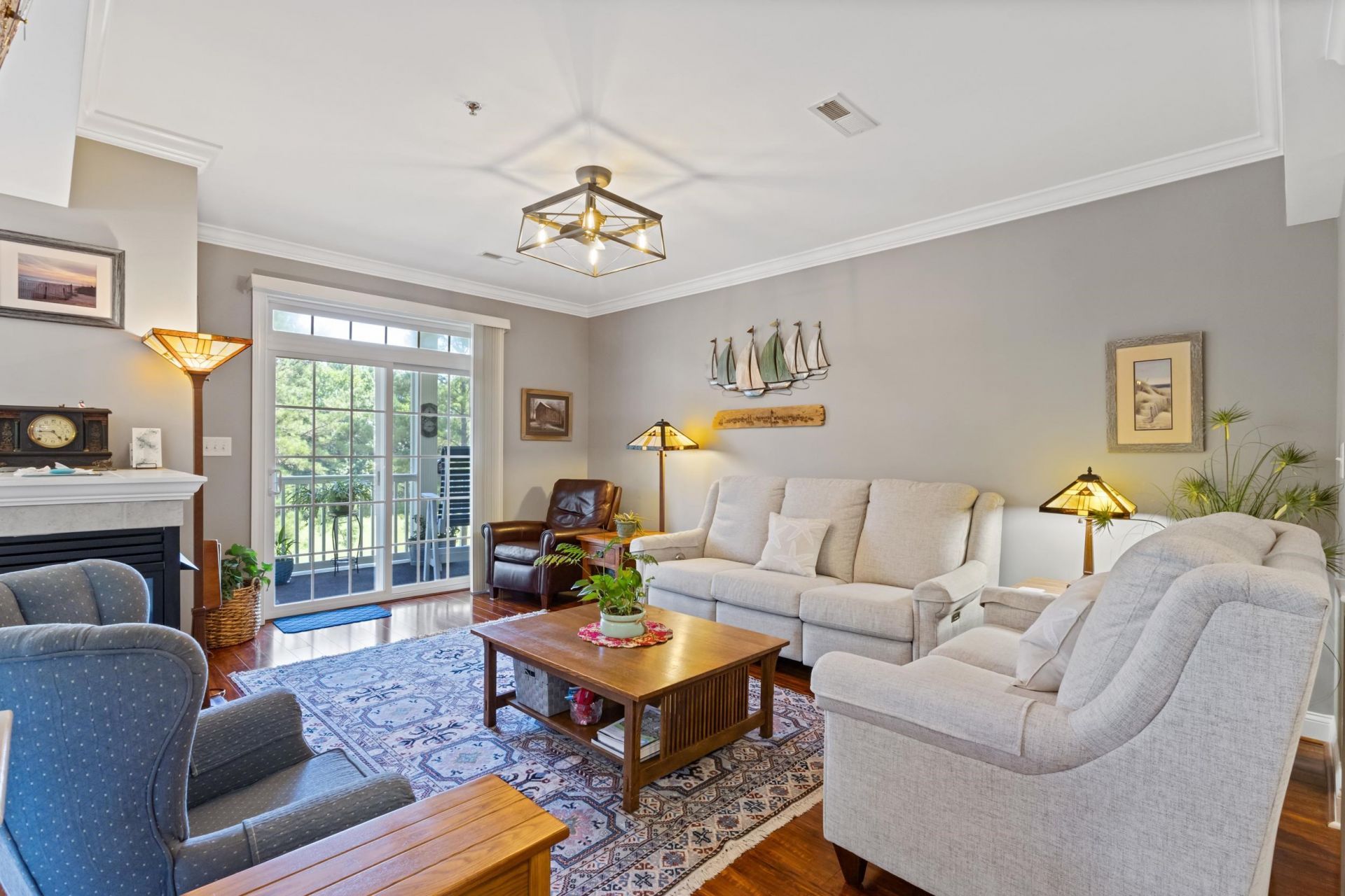901 Knoll Shores Ct. Photo 8