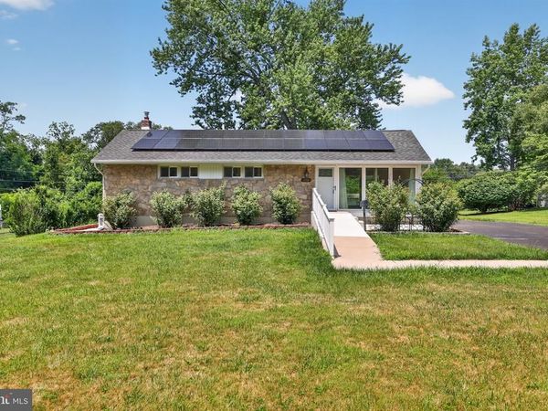 130 ACORN DRIVE, WARMINSTER, PA 18974