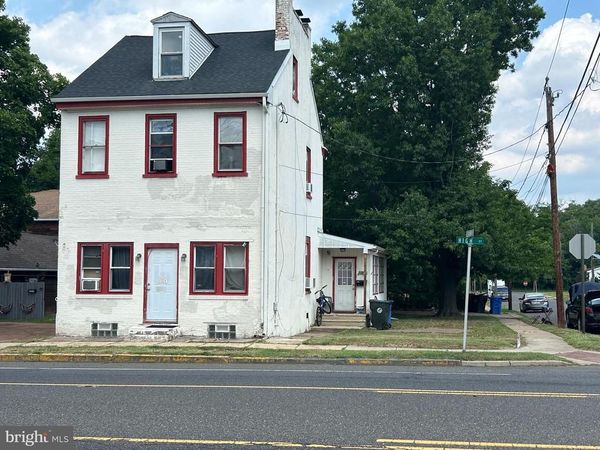 1017 HIGH STREET, BURLINGTON, NJ 08016