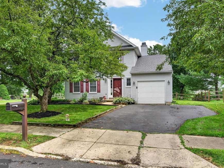 1620 Salem Lane, Quakertown, PA 18951 Main Photo